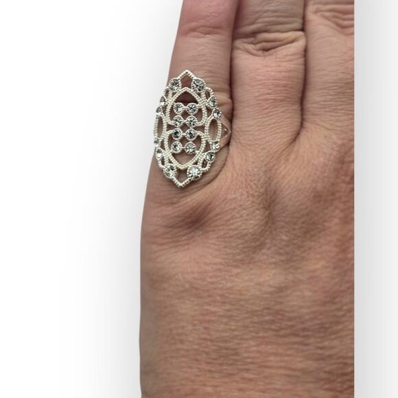Vintage Silver Tone Filigree Statement Ring – Size 8 - Picture 4 of 7